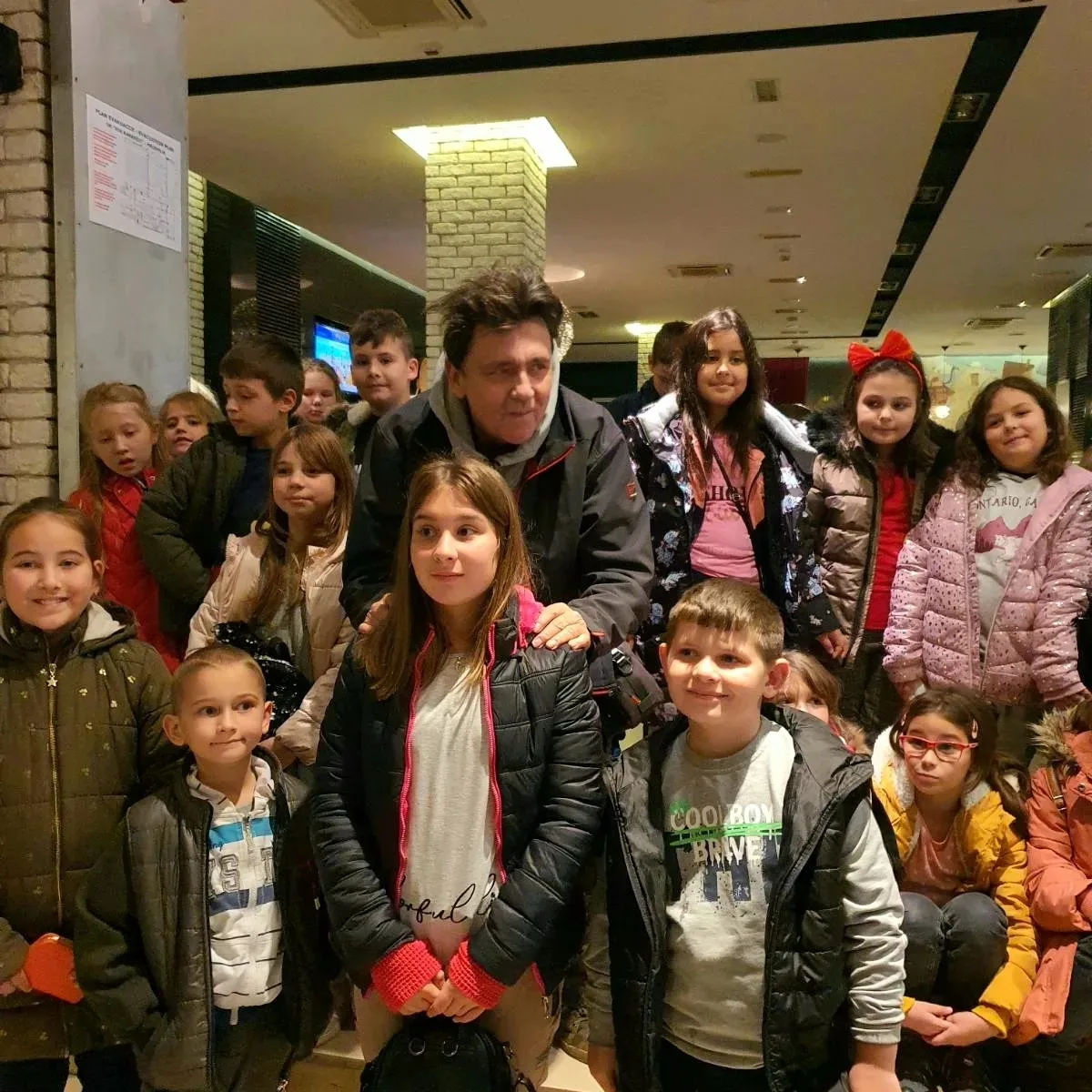 IMG_20231122_184728_060.jpg IMG_20231122_184728_060.jpg